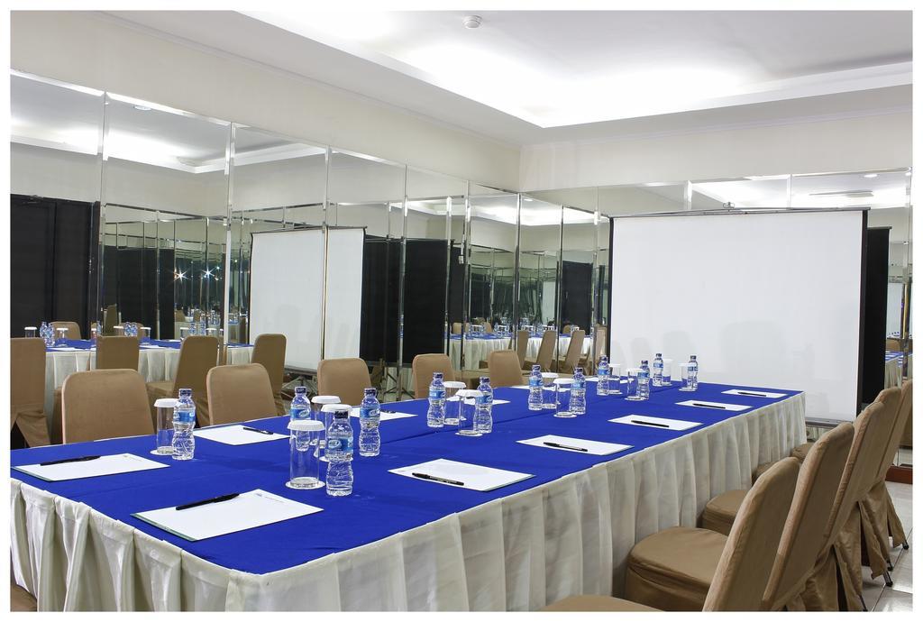 Sanno Hotel Jakarta Extérieur photo